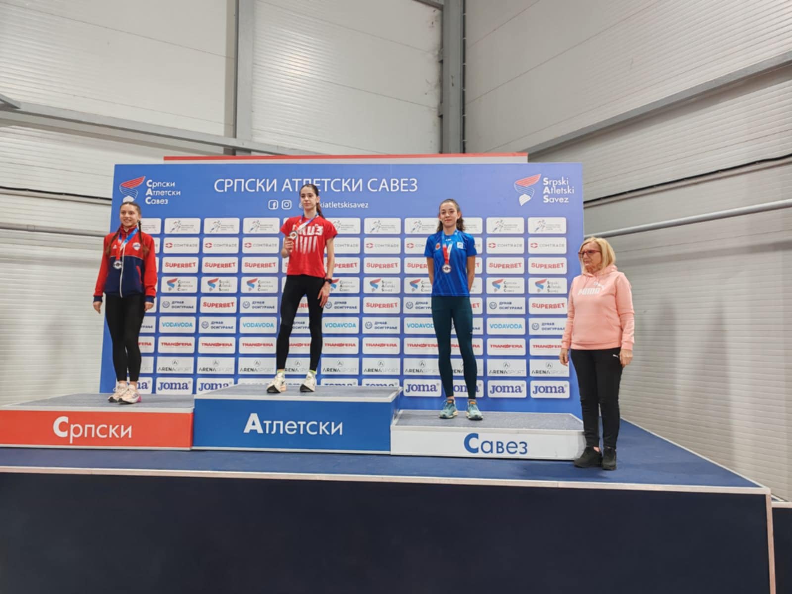 8aa5761d-951a-44ef-aaa5-f915b1ca7e2c