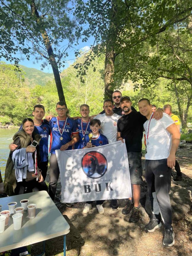 IMG-5733309b4f0d56662a5f001090a7cb43-V